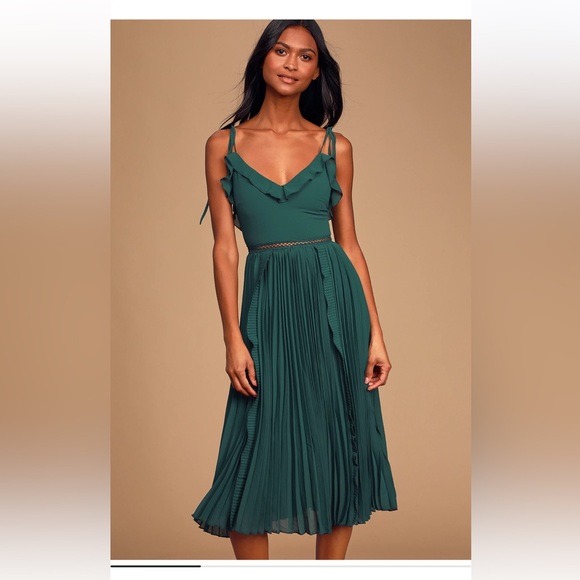 Lulus Never a Dull Moment Emerald Green Tie-Strap Pleated Midi Dress, Size Small - Picture 3 of 6